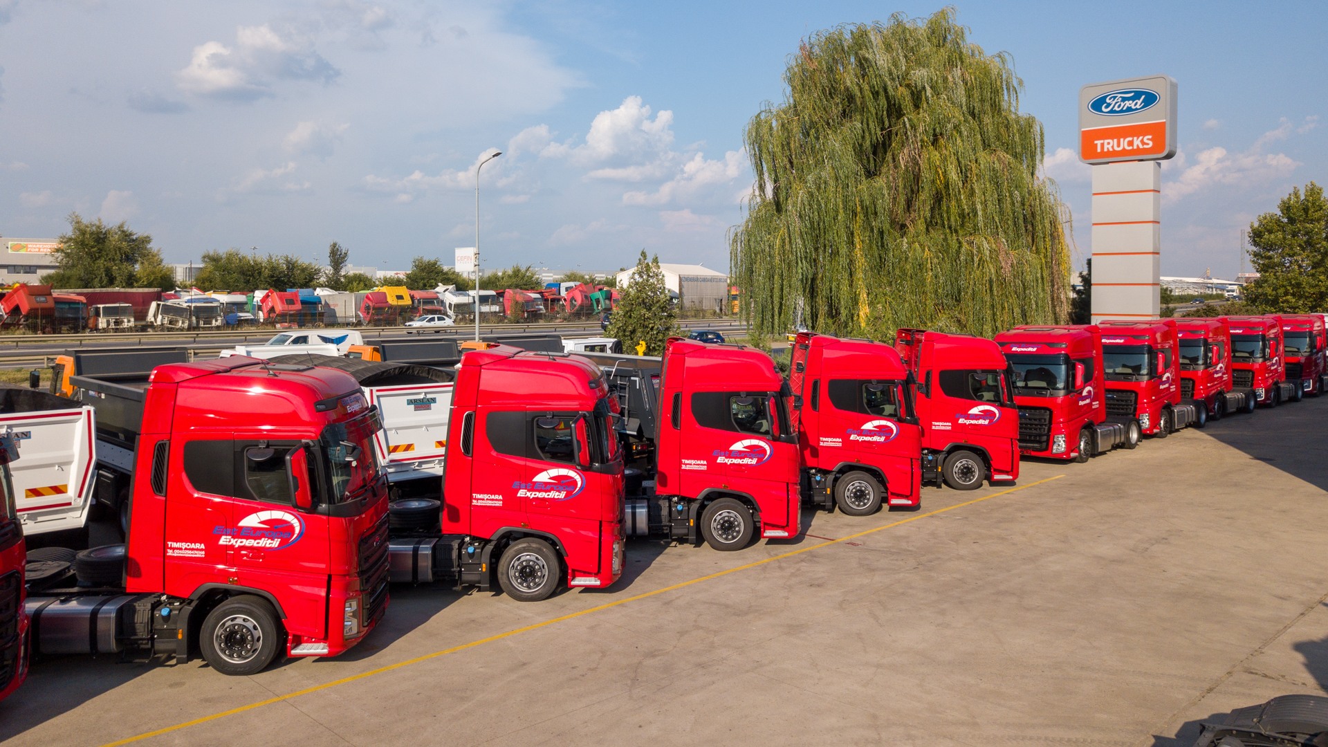 Cefin Trucks anunță livrarea unei flote  Ford Trucks F-MAX către Est Europa Expediții